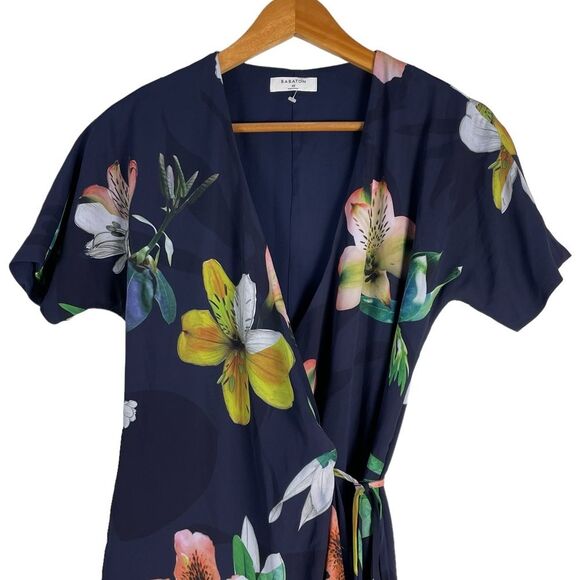Aritzia Babaton Wallace Navy Floral Wrap Dress Short Sleeves Size XS - Picture 3 of 11